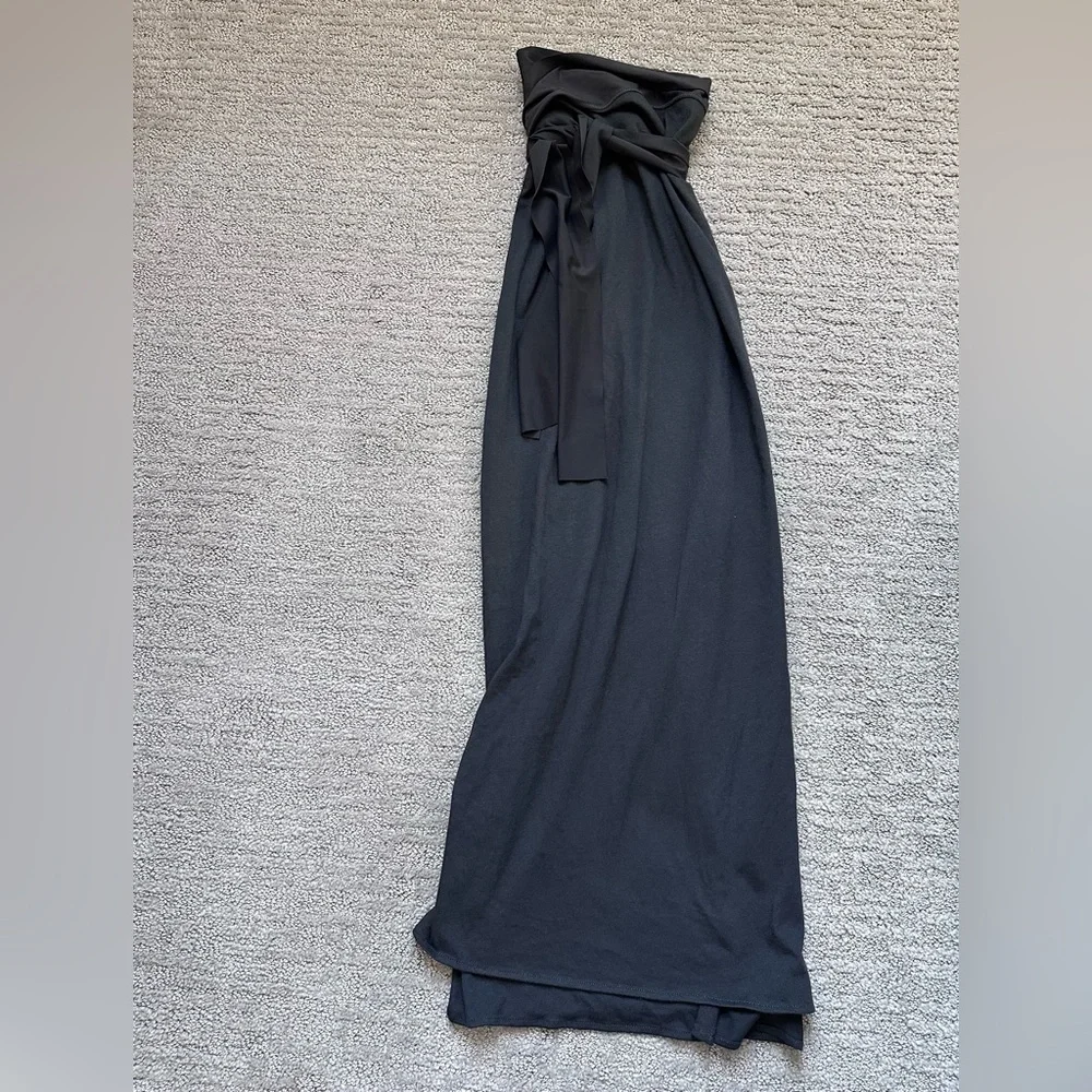 SKIMS this black